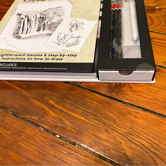 SpiceBox Masterclass Sketching Styles and Techniques Art Craft Kit, Pad, Pencils - Picture 11 of 11